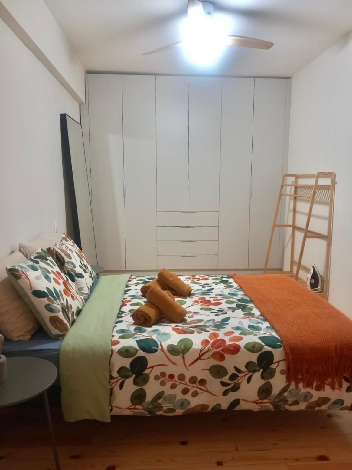 Specious Flat In Thessaloniki Aparthotel ภายนอก รูปภาพ